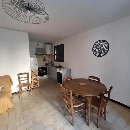 Avec Jardin Proche De La Valras-Plage